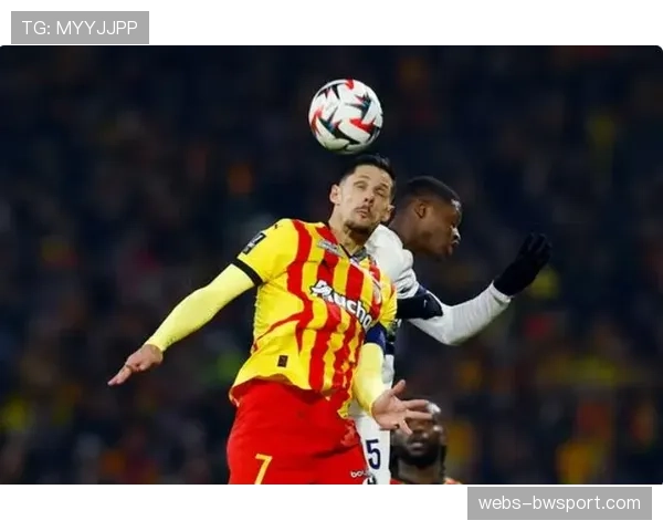 朗斯公布欧冠晋级后联赛大名单，预计将进行部分轮换