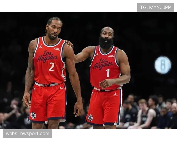 快船6人得分上双仍不敌勇士，伦纳德21分7篮板3助攻